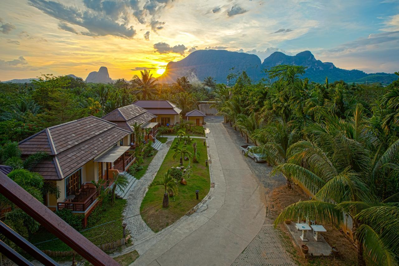 Palms Hill Resort Phang Nga Esterno foto